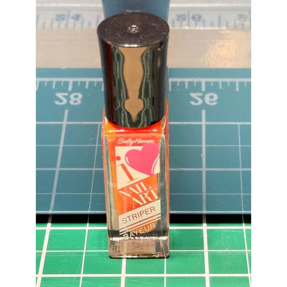 Sally Hansen Nail Art Striper Orange